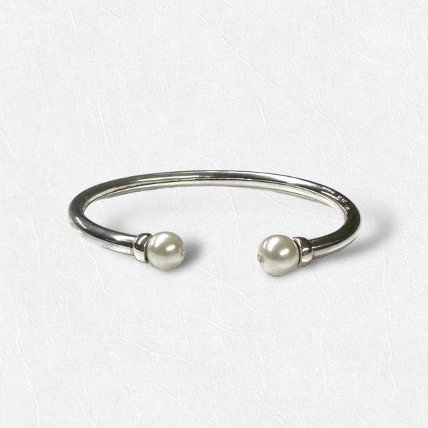 NZ Made Sterling Silver Flexi - Twist Slave Bangle with Genuine Cultured Pearls Carousel 1