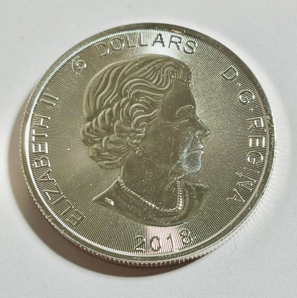 1 oz 2018 Predator Series .999 Wolf Silver Coin BU Carousel 2