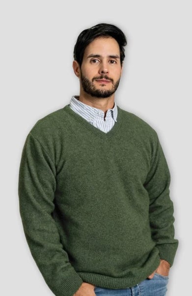 Possum Merino V Neck Jumper Carousel 2