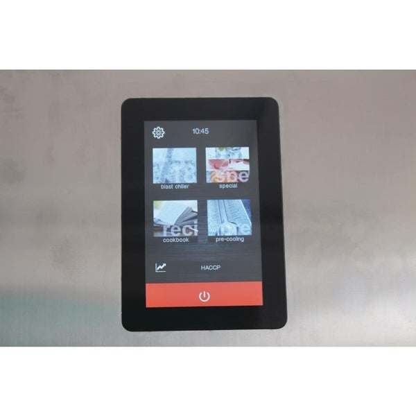 Polar U-Series Blast Chiller with Touchscreen Controller 5x GN 1/1 UA015-A Carousel 5