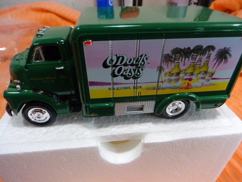 First Gear 1952 GMC cabover truck 1/34 Carousel 2