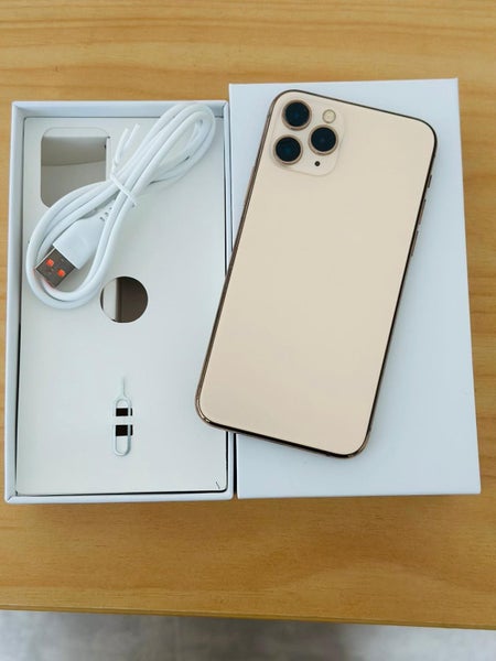 SALE ! Apple iPhone 11 Pro 64GB Gold 100% Battery 7 Carousel 1