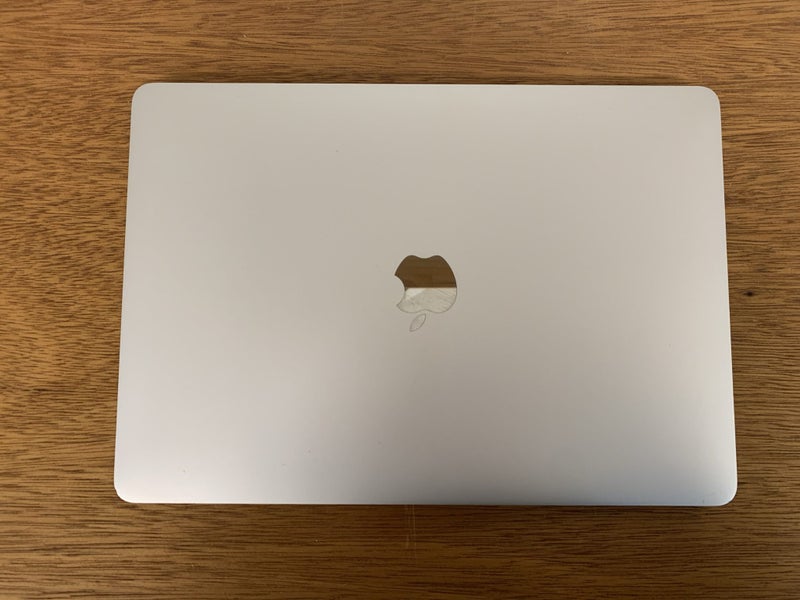 2017 13" MacBook Pro /3.1 i5/8GB/256GB/6 Months Warranty Carousel 9