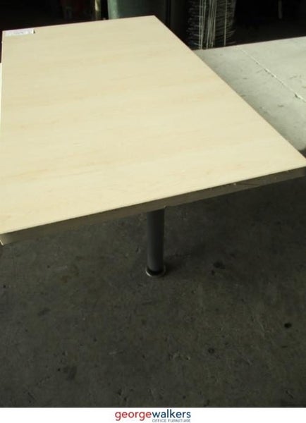 MK64 - Maple Straight Desk Carousel 1