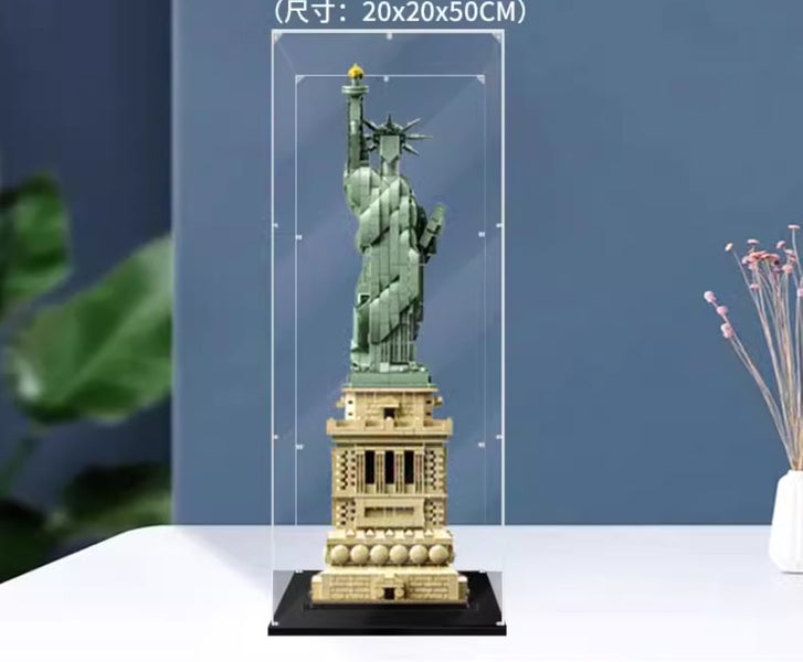 Lego #21042 Statue of Liberty Acrylic Display Case Carousel 1