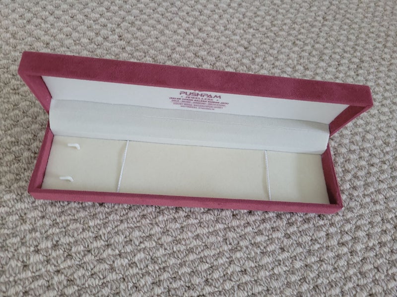 Pandora Jewellery boxes, White and light red Carousel 2