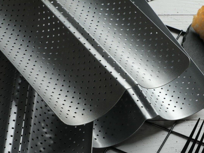 2XNon-Stick Perforated Baguette Pan Baguette Bake French Bread Baking Tray Black Carousel 3