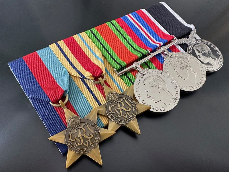 1939-45, Africa Stars, Defence, War and NZWSM Medal Set (Mounted Replicas) Carousel 1