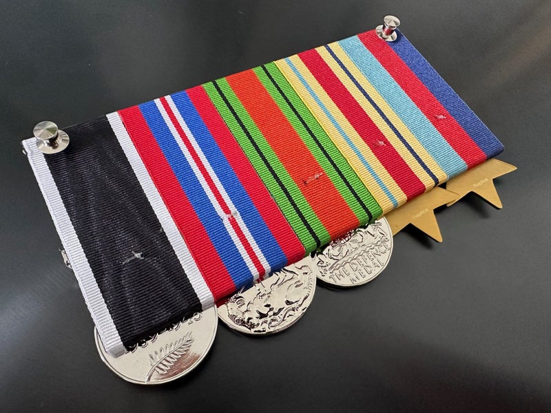 1939-45, Africa Stars, Defence, War and NZWSM Medal Set (Mounted Replicas) Carousel 3
