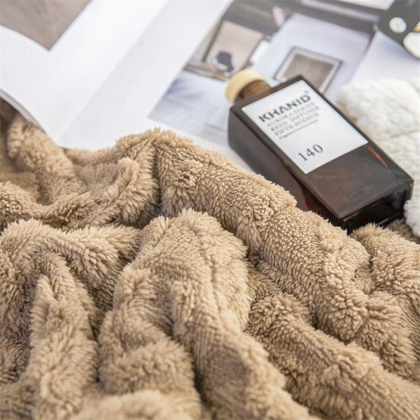 200x230cm Winter Warm Blanket Carousel 4