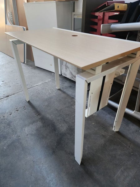 1200mm Desk Carousel 2