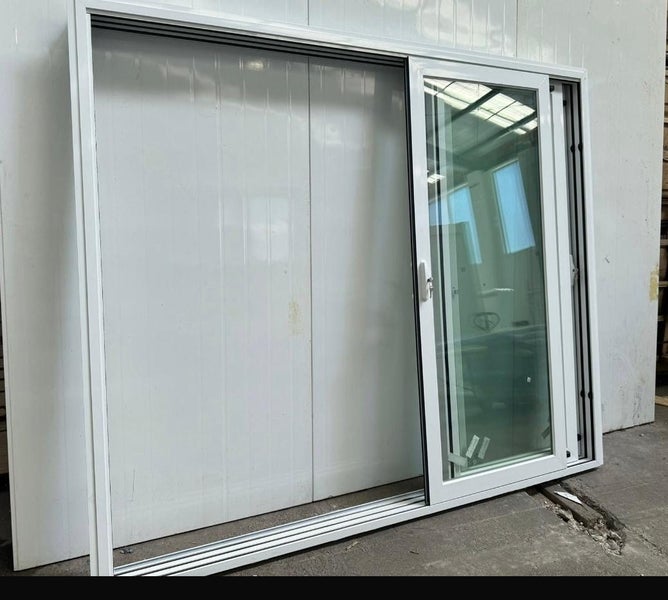 STACKER SLIDING DOOR DOUBLE GLAZED 2400 x 2000H Carousel 2