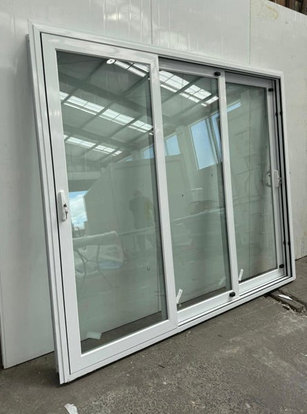 STACKER SLIDING DOOR DOUBLE GLAZED 2400 x 2000H Carousel 1