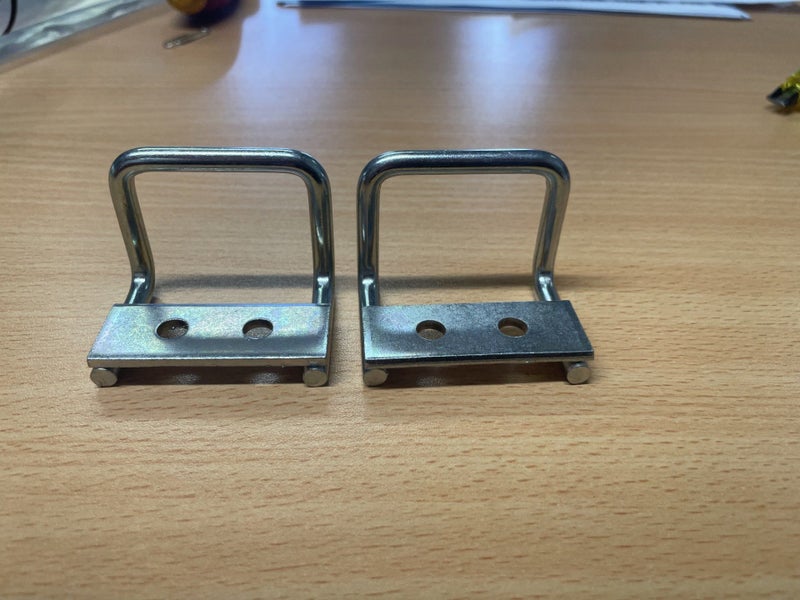 Paddle Latch Lockable Carousel 3