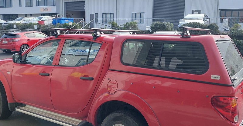 Mitsubishi Triton roof rack Carousel 1