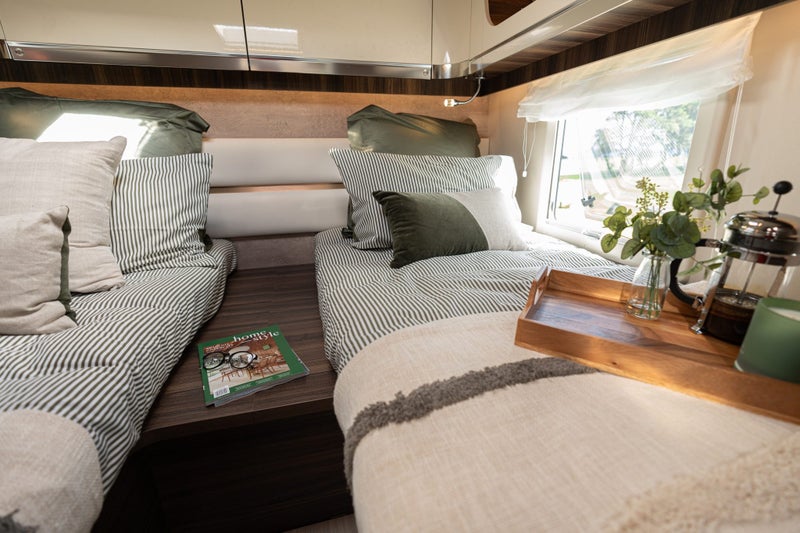 2025 Laika ECOVIP L 3019 4 Berth62869813321729112