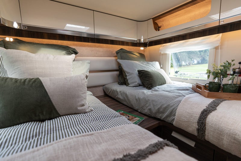 2025 Laika ECOVIP L 3019 4 Berth62869813321729114