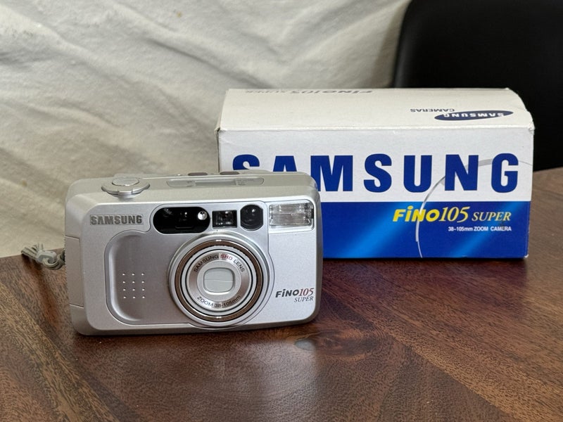 Samsung Fino 105 Super 35mm Zoom Camera Carousel 1