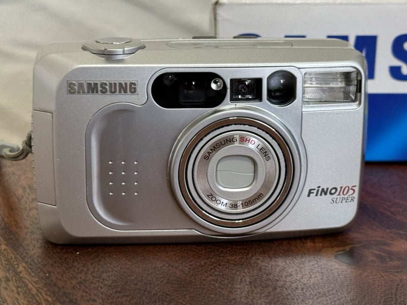 Samsung Fino 105 Super 35mm Zoom Camera Carousel 2