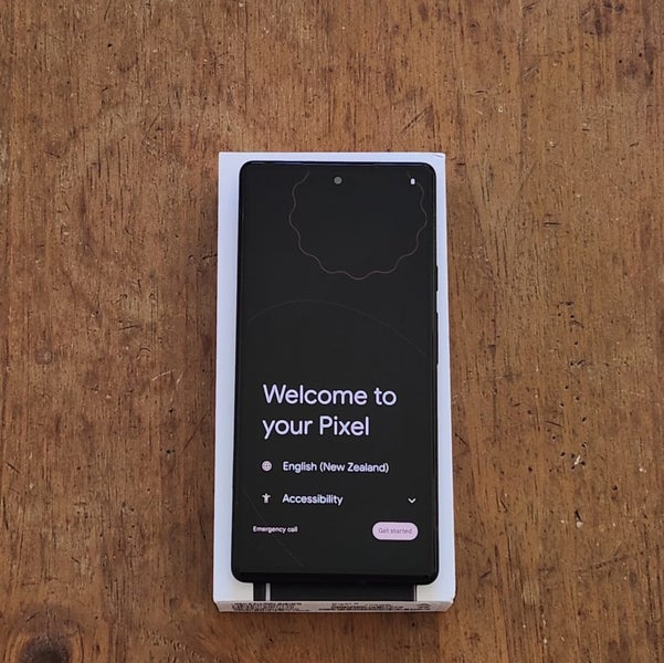 Google Pixel 6 128GB Stormy Black Carousel 1