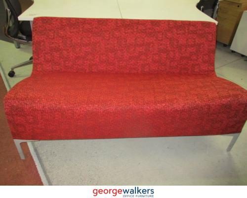 PR5232 - Red Reception Couch Carousel 4