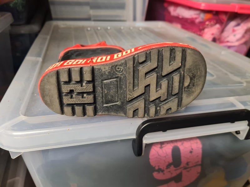 Bulk Daycare Gumboots/Shoes!! Carousel 2