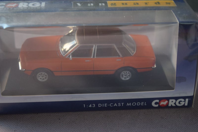 Ford Cortina Mark 4 2.0 Ghia - Orange - 1/43 Carousel 3