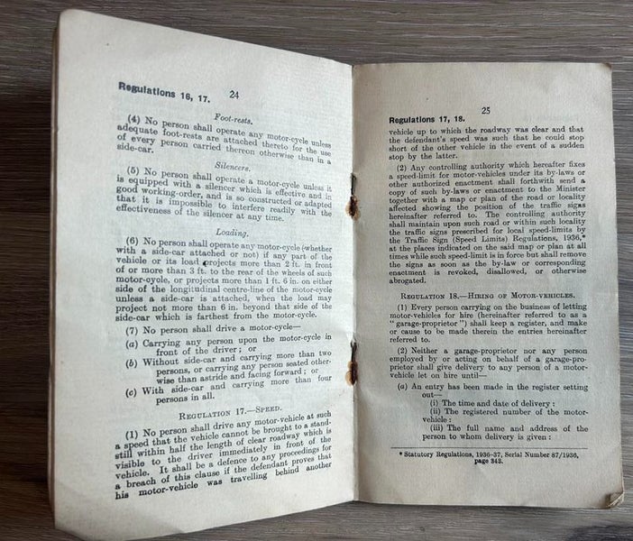 BOOKLET - TRAFFIC REGULATIONS 1936 - FOR YOUR CLASSIC CAR'S GLOVEBOX Carousel 2