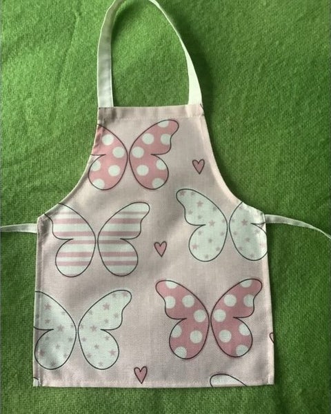 Kids aprons NEW Carousel 1