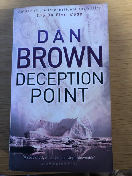 Dan Brown, Jeffrey Deaver, Clinton Smith,Robert Ludlum Carousel 1