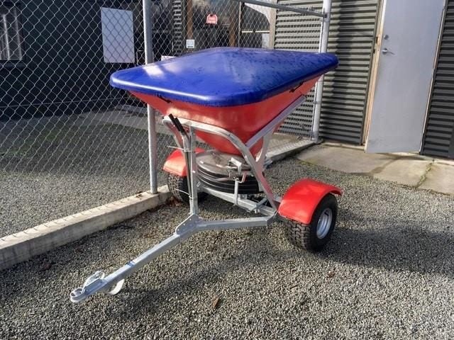 Walco 3.5 Allspread Fertiliser Spreader Carousel 2
