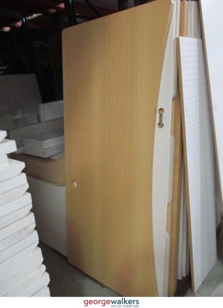 PR2094 - Tawa Straight Desk Carousel 1