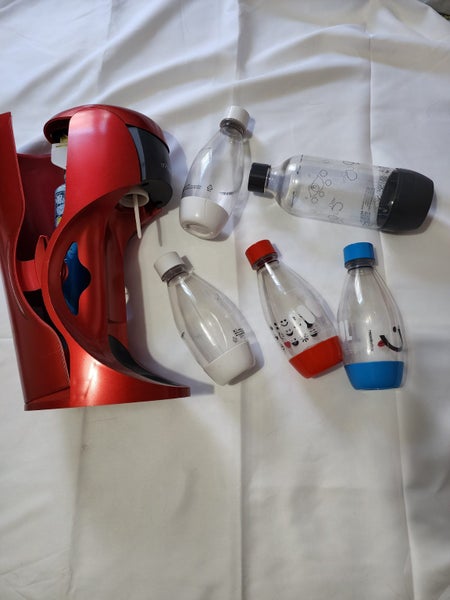Sodastream, Gas Bottle and soda bottles (5) Carousel 2