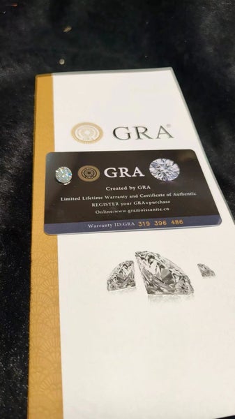 D-colored Mosang diamond bare stones 2carats each 8.0MM Carousel 6