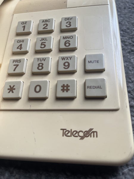 Telecom phone Carousel 1