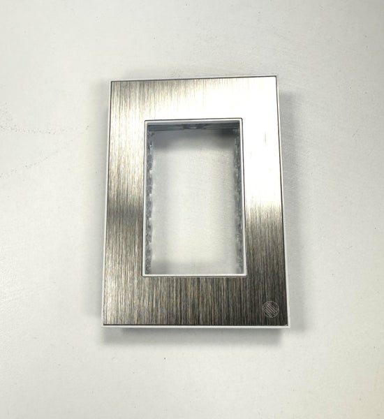 PDL 1 Gang Silver Wall Plate #8 (D2 Shelf - Papakura) Carousel 1