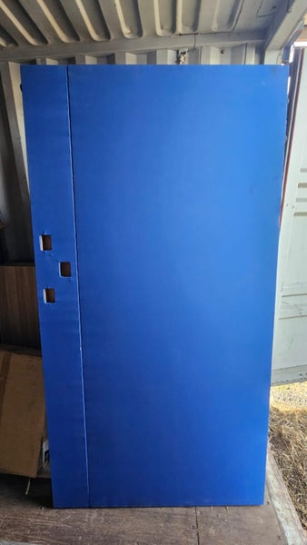Preloved Blue Partition Carousel 1