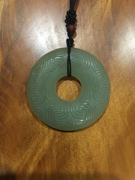 Chinese jade/ Hetian green jade: Round pendant Carousel 1