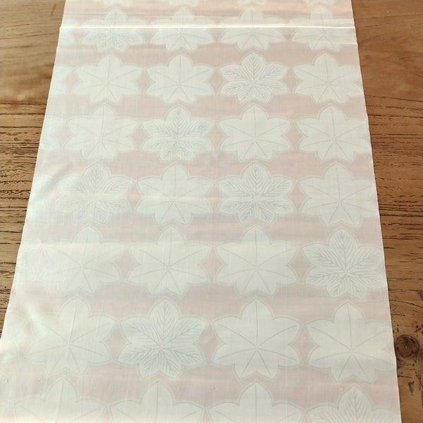 Vintage Japanese Kimono silk fabric. Carousel 2