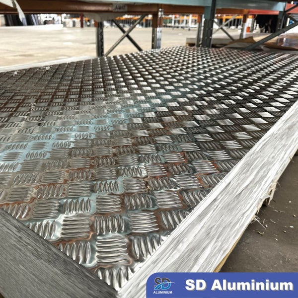 5052-H114 Aluminium Tread Plate - 5 Bar Patten - 4.0mm Thickness - 1.5 x 3.0m Carousel 2