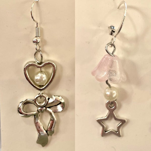 ~ 2 pairs earrings Ribbon Star Pearls Handcrafted Carousel 1