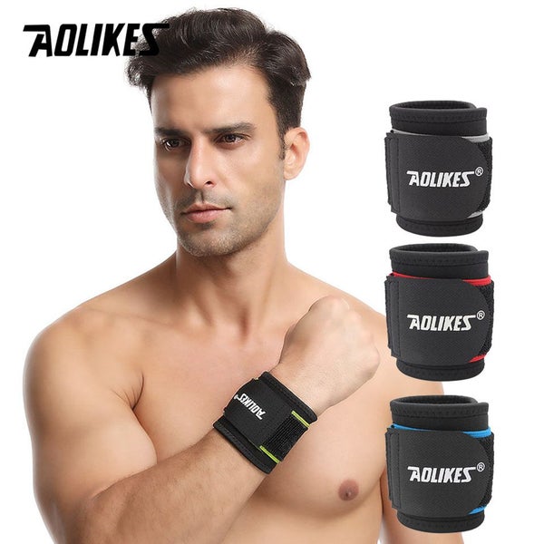 1PCS Adjustable Sport Wristband Wrist Brace Wrap Bandage Support Band Carousel 2