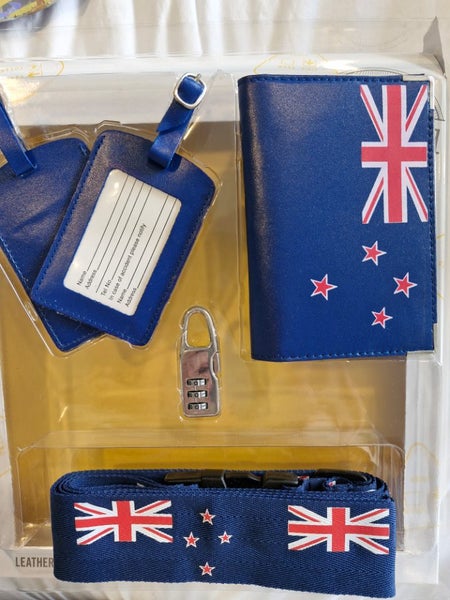 Travel accessories Carousel 1