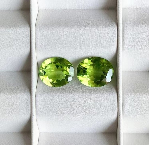 High quality natural olivine colored gemstone bare stone 10mm*12mm Carousel 2