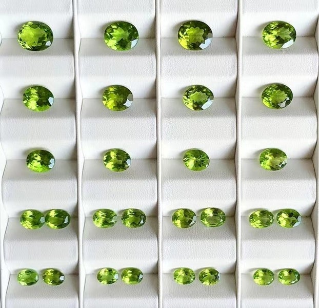 High quality natural olivine colored gemstone bare stone 10mm*12mm Carousel 3