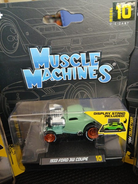 Muscle Machines 1933 Ford 3W Coupe Carousel 1