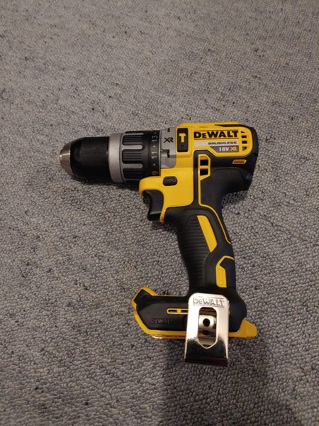 New DeWalt Brushless Hammer Drill DCD796 Carousel 3