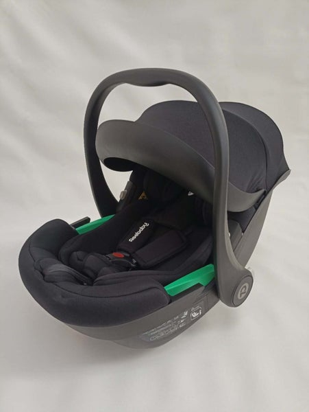 i-Size infant car seat Black Carousel 7
