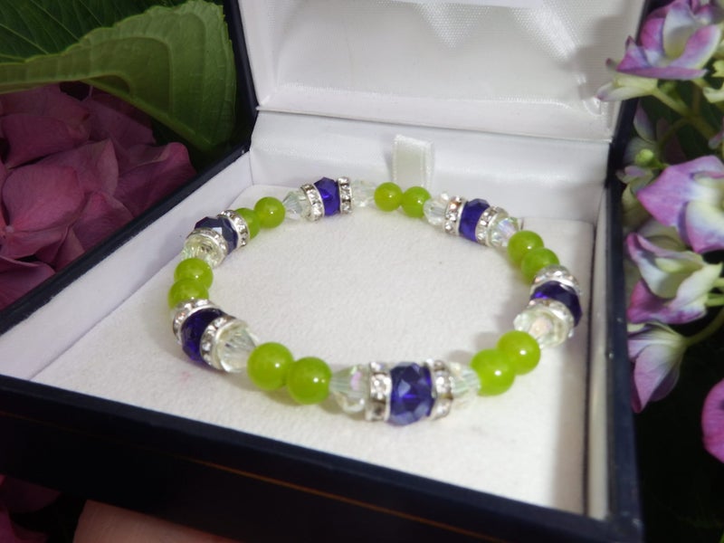 Green Jade & Crystal Bead Bracelet - 22 Carousel 3