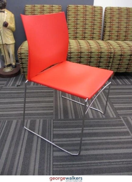 PR4771 - Red Stackable Chair Carousel 1